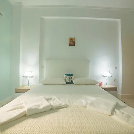 Explore Corfu Town On Foot - Live Like A Local Apartment