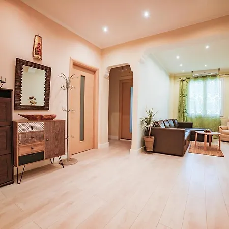 Apartment Explore Corfu Town On Foot - Live Like A Local