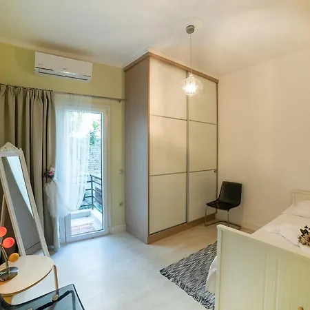 Explore Corfu Town On Foot - Live Like A Local